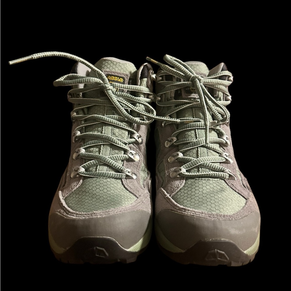 New, Asolo Women's Landscape GV ML Hedge Green Hiking Boots. US 7.